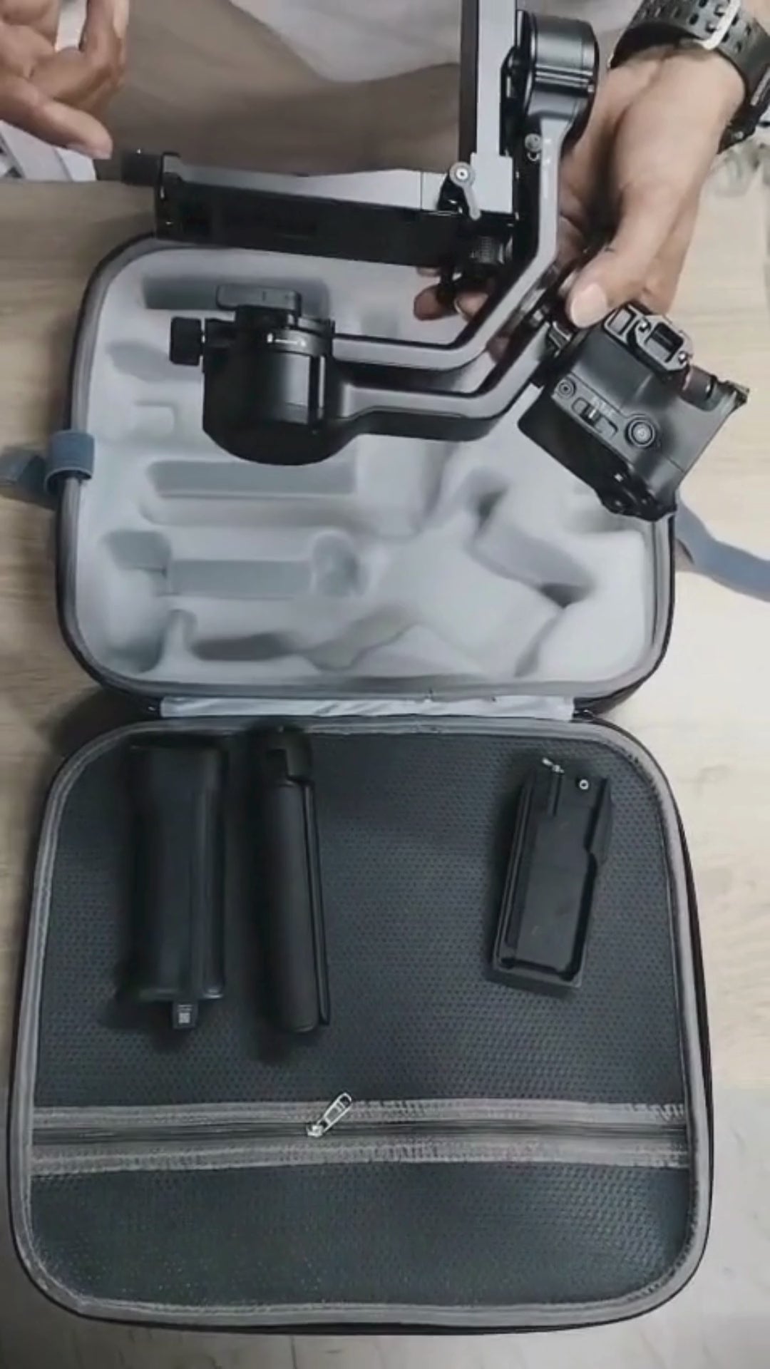 Load video: Kamron RS5 Gimbal Case  – Hard Shell PU Travel Bag for Gimbal &amp; Accessories